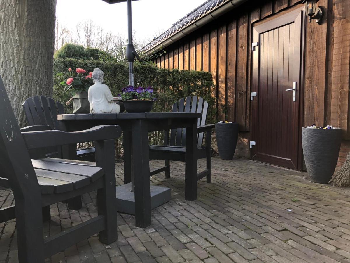 B&B De Drentse Es Emmen Exterior foto